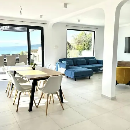 Villa Balchik Vila *