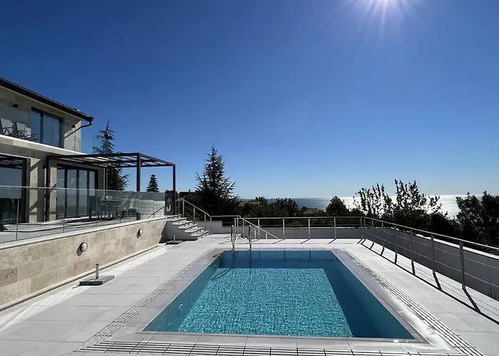 Villa Balchik Villa *